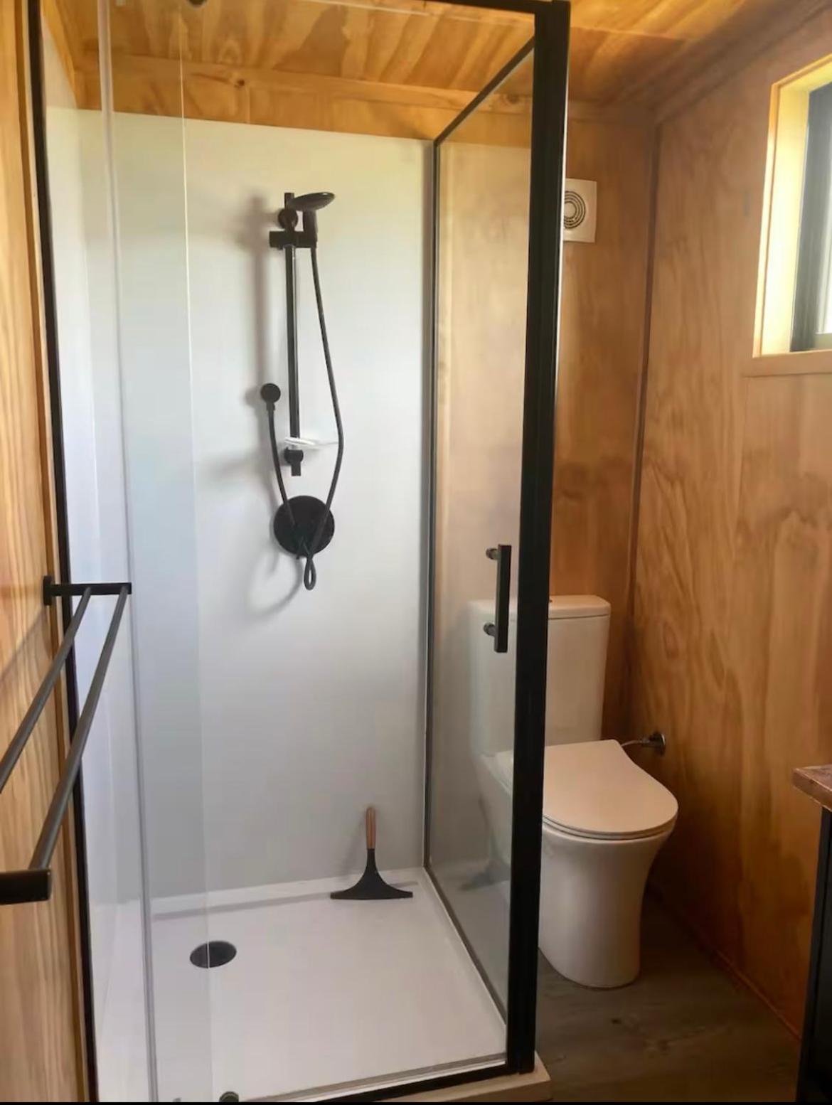 White Pine Bush Cabins Taneatua Екстериор снимка